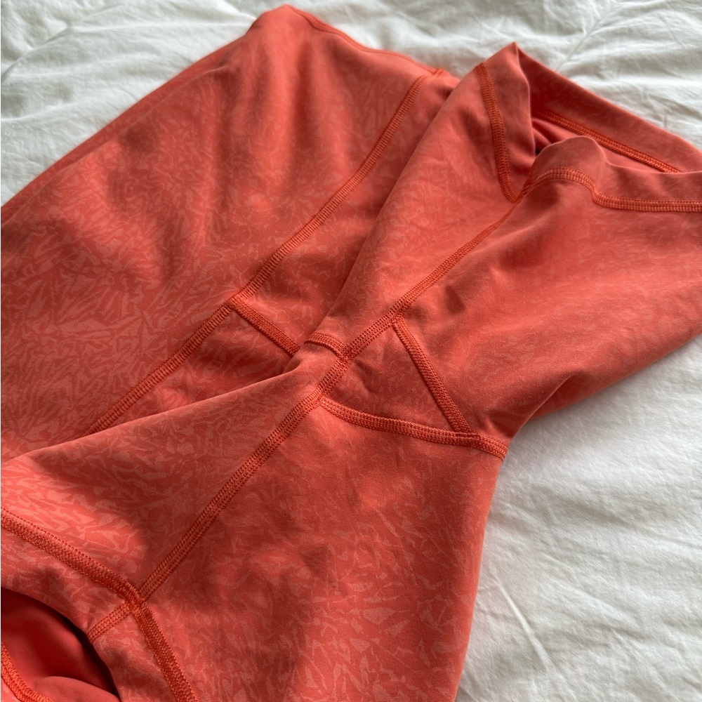 EUC Lululemon Wunder Train HR Shorts 6” Size 10 Crunch Warm Coral Orange - Picture 6 of 9